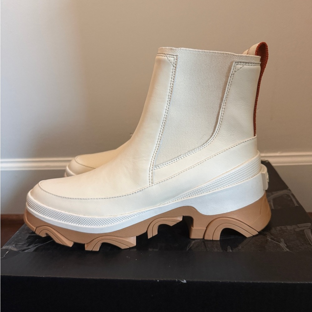 SOREL Brex Chelsea Boot - Ivory. Natural/ Sea Salt